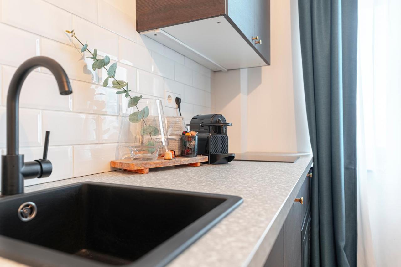 City Appartement Wagram Am Hauptbahnhof Sankt Poelten Buitenkant foto