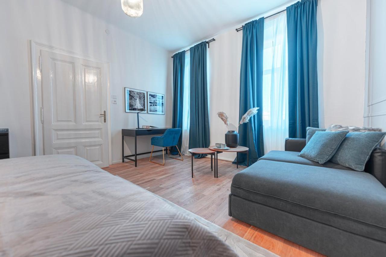 City Appartement Wagram Am Hauptbahnhof Sankt Poelten Buitenkant foto